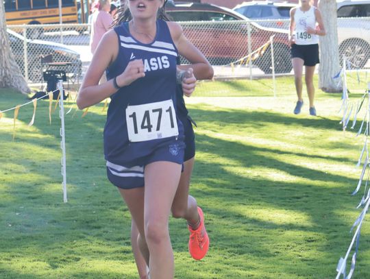 Davis leads Oasis runners at Lowry Invitational