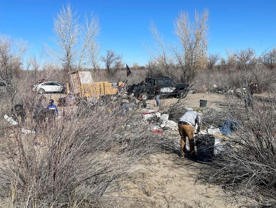 Desert Pigs Tackle Illegal Dumps, Plan Another Cleanup Sunday