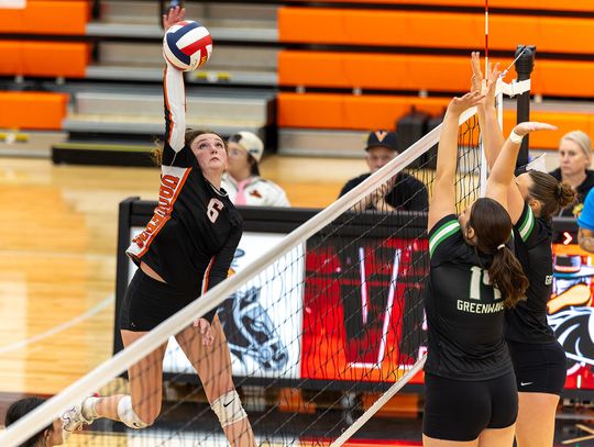 F Town Rivalry Returns Fallon Bests Fernley in Varsity Volleyball