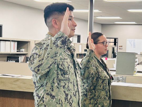 Fallon and Fernley Sailors Reenlist in Navy Reserve