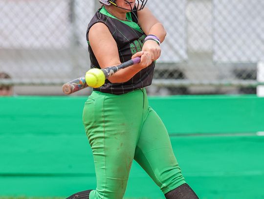 Fallon’s Mauga Breaks Home Run Record Fallon’s Mauga Breaks Home Run Record