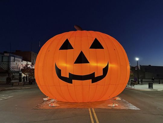 Fallon Scares Up Halloween Fun