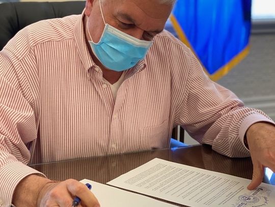 Governor Sisolak signs emergency regulation related to COVID-19 vaccine