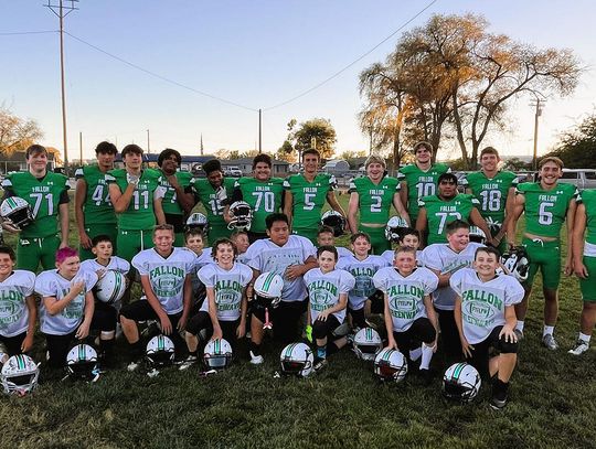 Greenwave Seniors Join 10U for Surprise Scrimmage