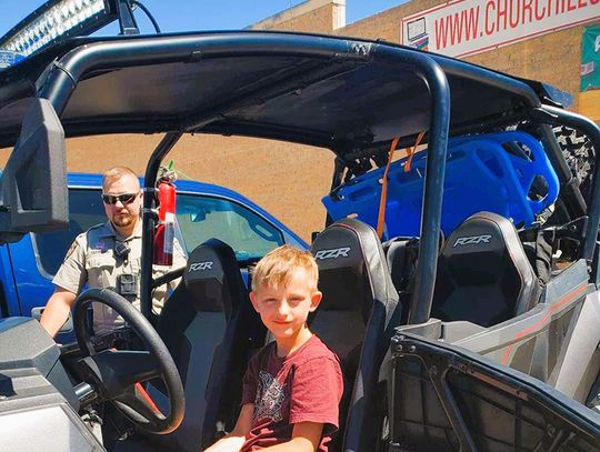Hot Day, Cool Event at Library - Kids Meet Sheriff's Deputies 