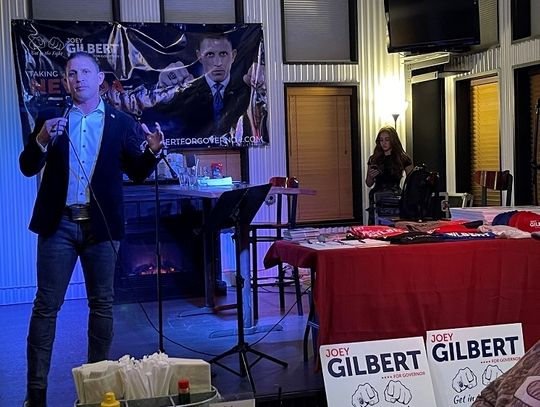 Joey Gilbert Makes Campaign Stop in Fallon