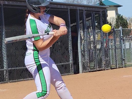 Lady Greenwave Softball Dominates Sparks in 20-0 Shutout
