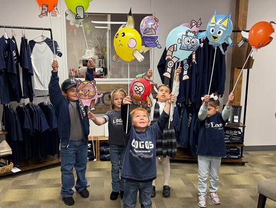 Logos Kicks Off Thanksgiving Festivities