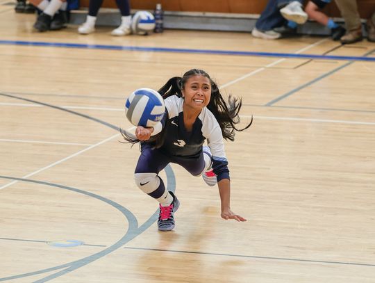 Oasis Academy volleyball loses pair of close matches