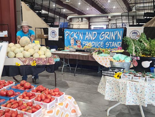 Pick’n & Grin’n Produce Keeps Growing With SNAP, WIC, and More Story
