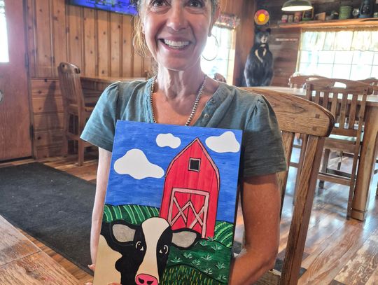 Retired Teacher Still Inspiring Young Artists Through Folk Art