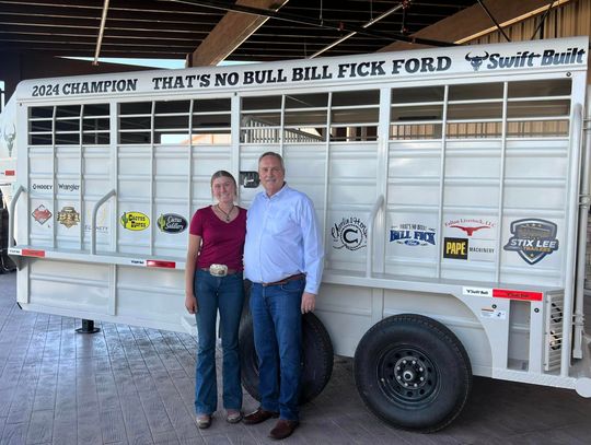 Tylie Norcutt Wins Trailer at Double Down in Fallon Roping