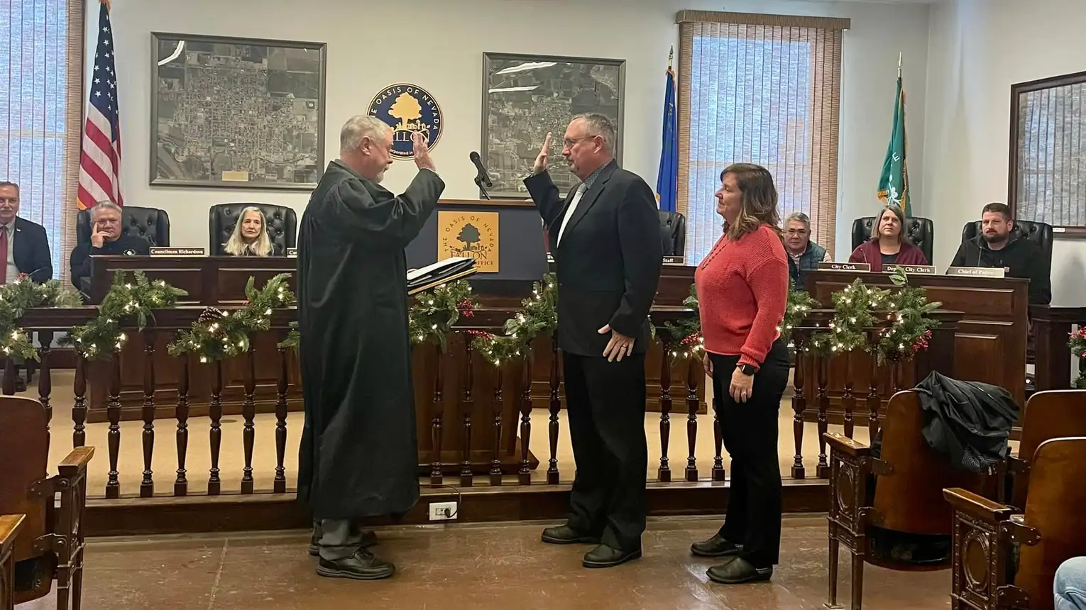 Newly Elected Officals Take the Oath of Office