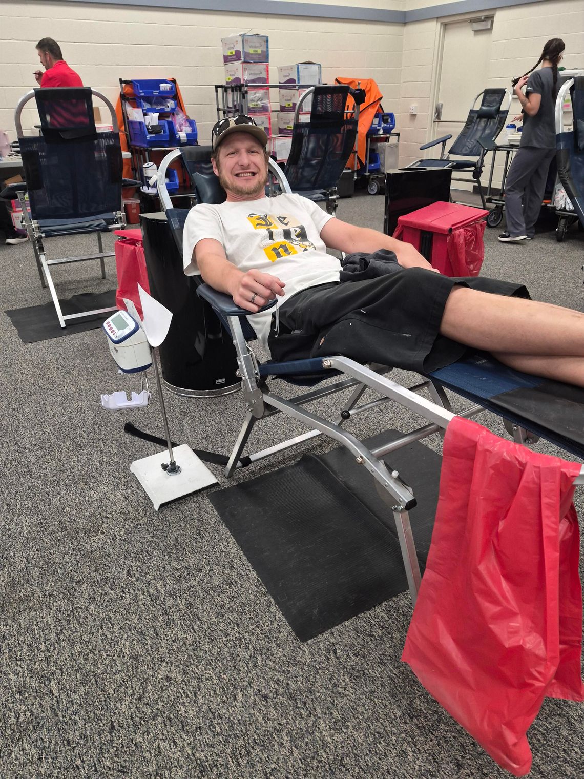 Battle of the Badges Blood Drive Collects 141 Units Battle of the Badges Blood Drive Collects 141 Units