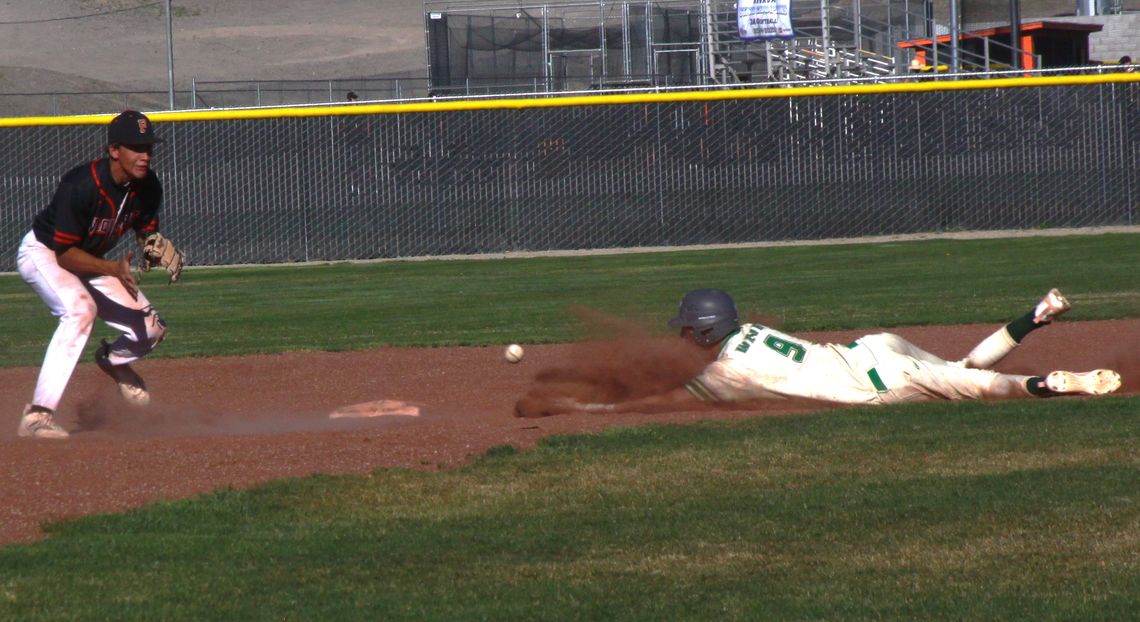 CCHS baseball splits Saturday after Friday loss