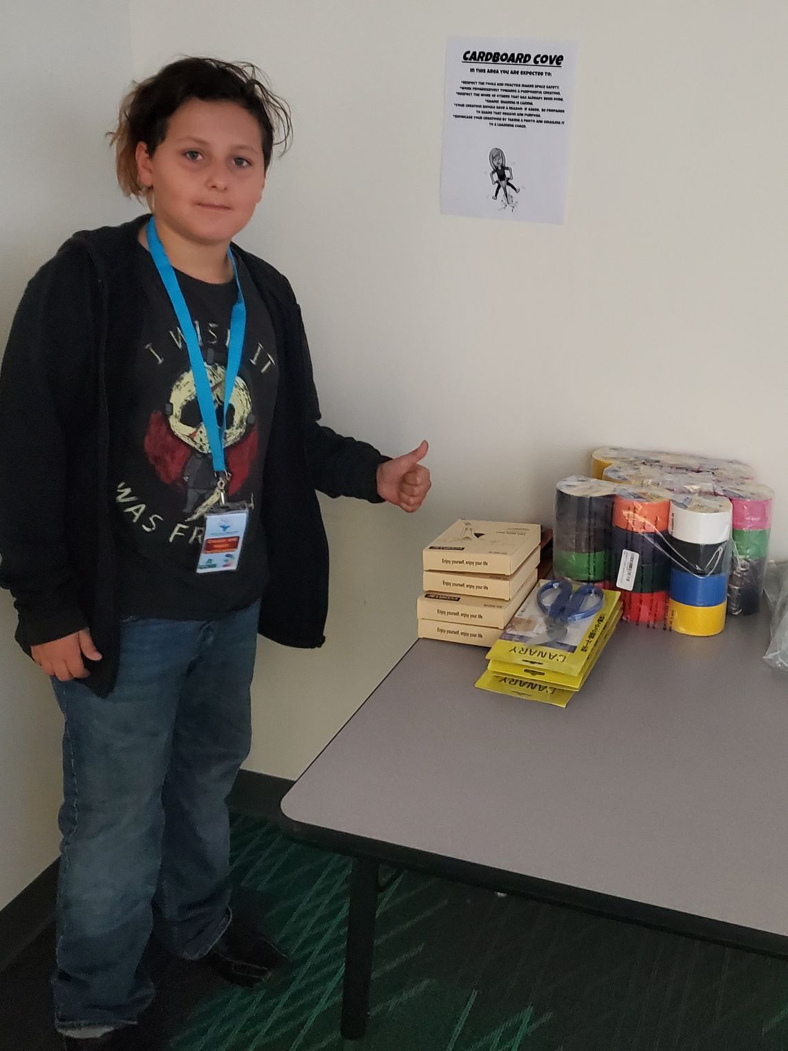 CCMS Blended Learning Students Unbox Makerspaces