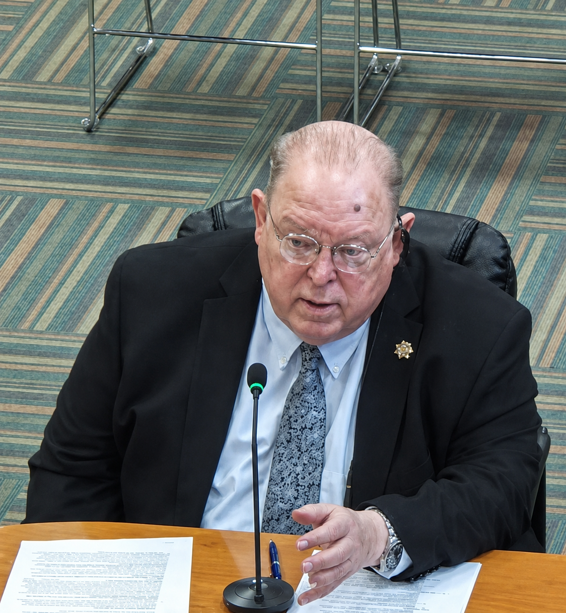 Commissioners Vote 2-1 to Designate Critical Need Positions in DA’s Office Commissioners Vote 2-1 to Designate Critical Need Positions in DA’s Office