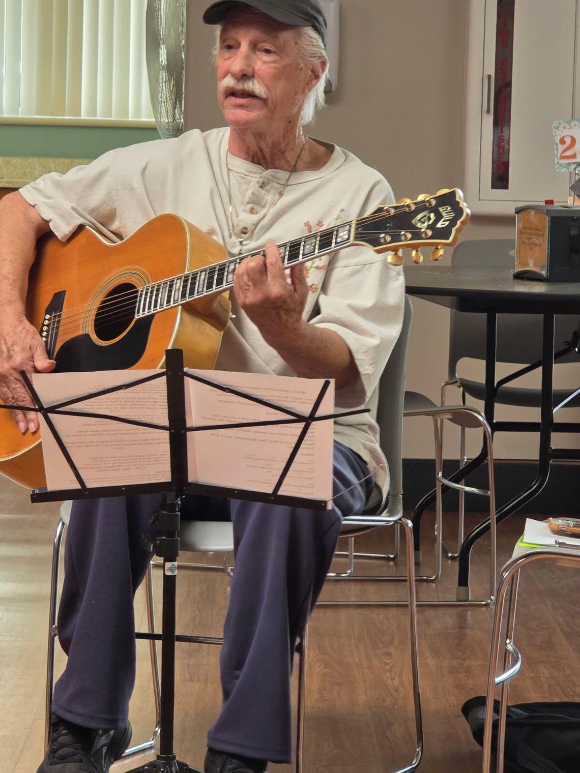Creative Aging Class Shares Stories Through Photos, Song Creative Aging Class Shares Stories Through Photos, Song