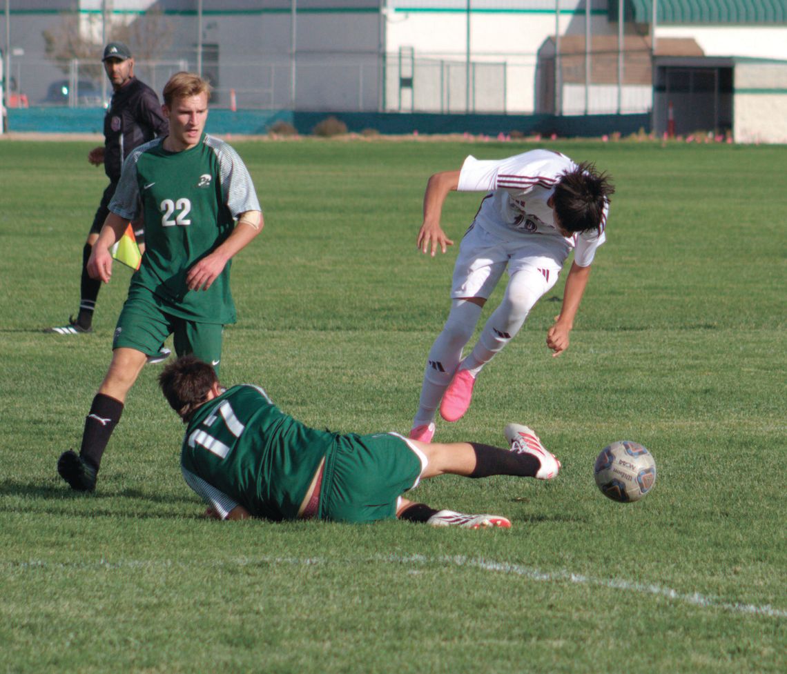 Fallon boys soccer battling for regional playoff spot Fallon boys soccer battling for regional playoff spot