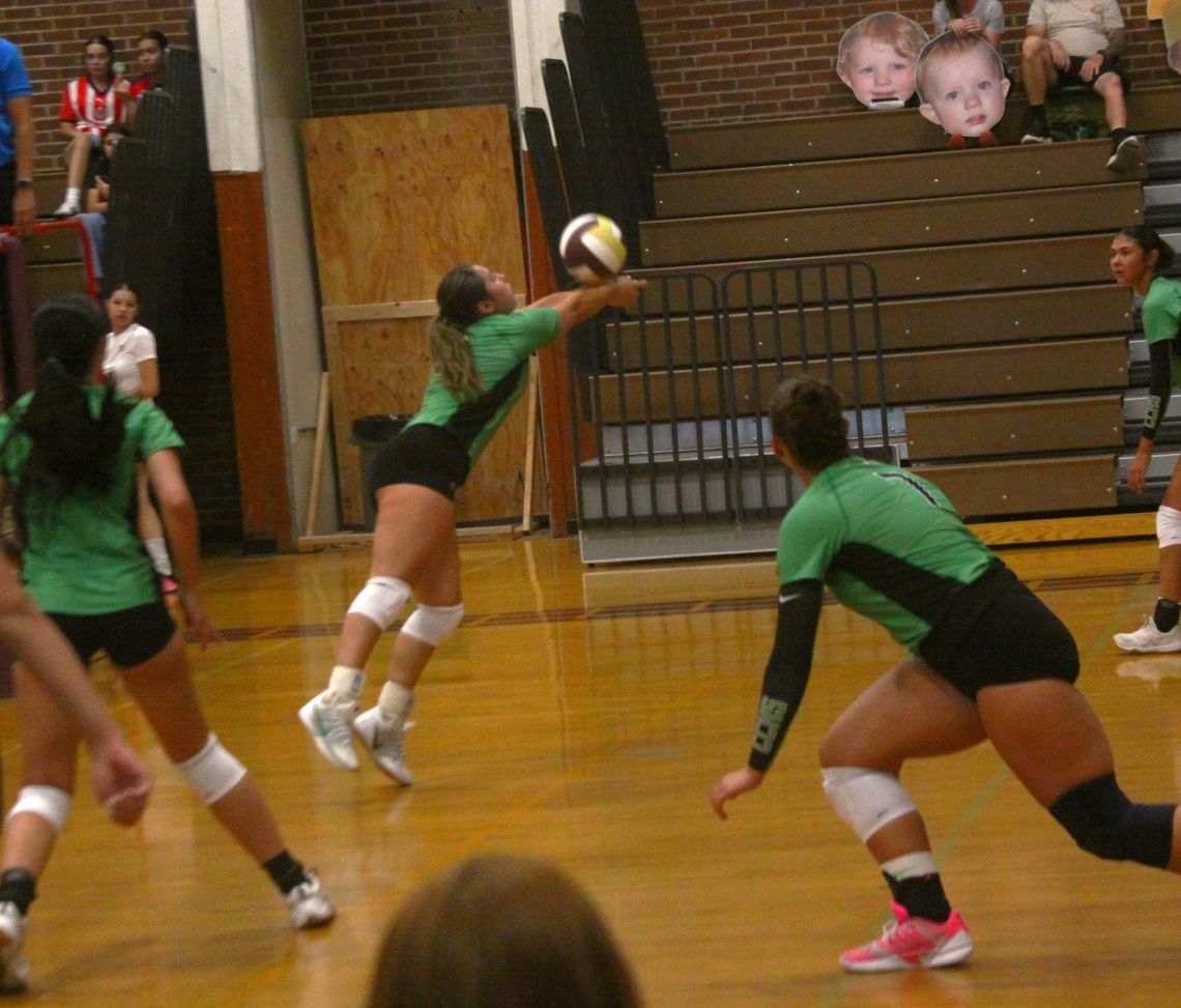 Fallon volleyball opens with win at Sparks Fallon volleyball opens with win at Sparks