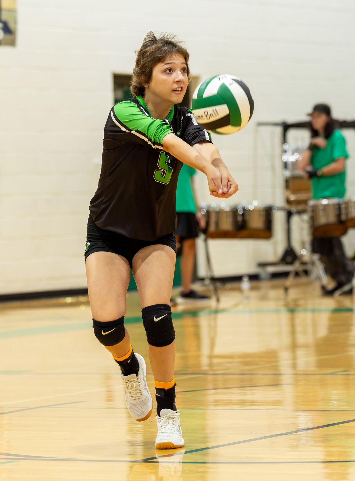 Greenwave Volleyball Sweeps on 'LeAnne Strong ' Night