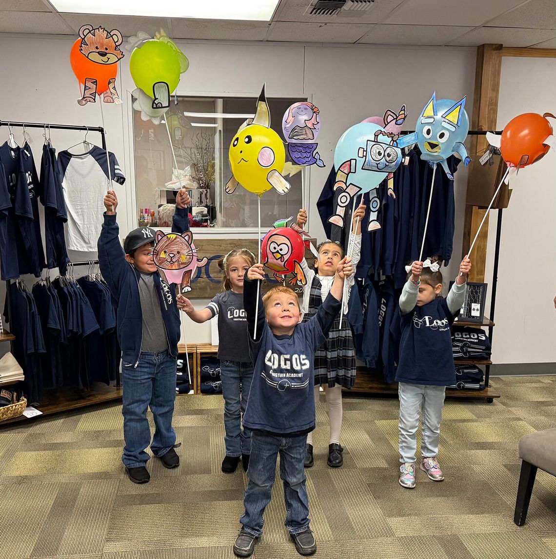 Logos Kicks Off Thanksgiving Festivities