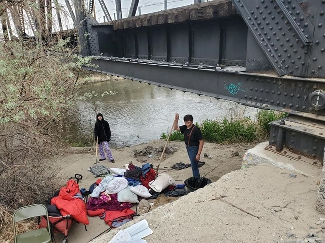 Taking Things into Their Own Hands – Carson River Clean-up